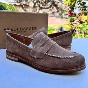 Kelsi Dagger Womens Lens Suede Loafer Sz 9.5M in Almon Cow Suede